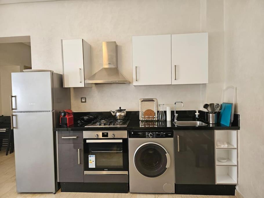 מוחמדיה Tres Bel Appartement En Face Du Parc, Pres Du Novotel מראה חיצוני תמונה